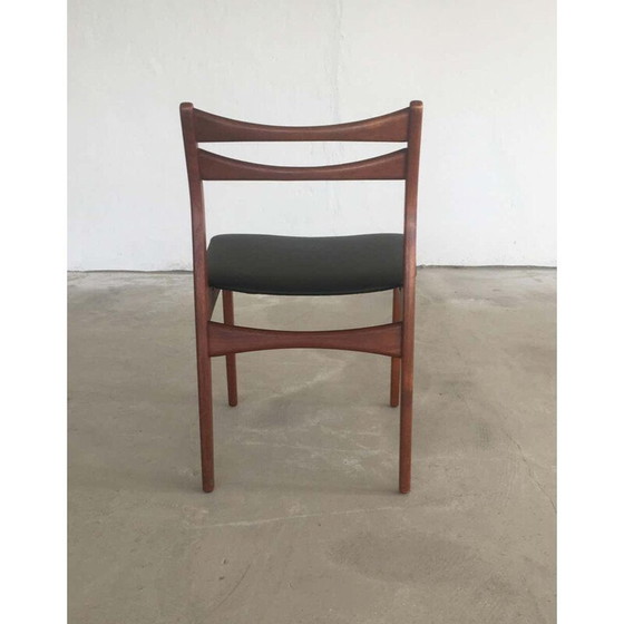 Image 1 of Satz von 4 vintage Teakholz Esszimmerstühlen neu gepolstert in schwarzem Kunstleder Dänisch 1960er