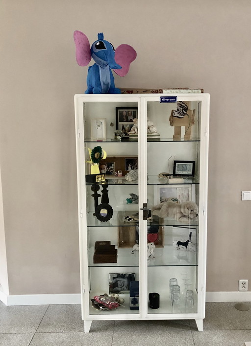 Vintage-Apothekerschrank