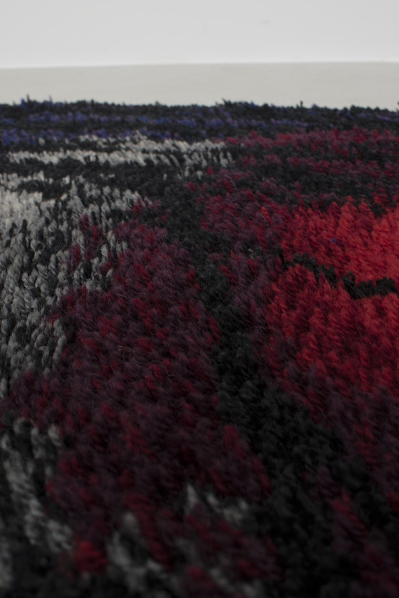 Image 1 of Hochfloriger Teppich