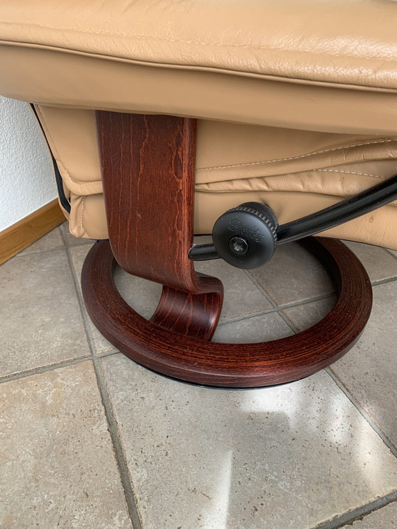 Image 1 of 2x Ekornes Relaxsessel + Fußhocker