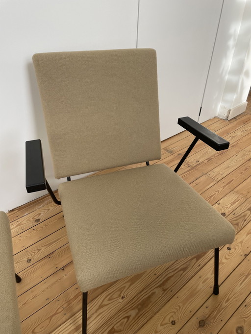 Gispen 1407 Fauteuil mit Ottomane