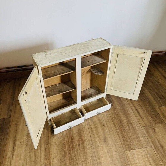 Image 1 of Vintage-Medizinschrank aus Holz mit Spiegel