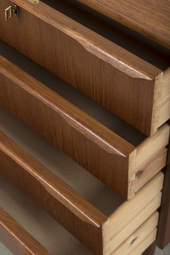 Image 1 of Vintage Kommode