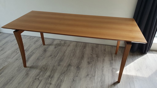 Vintage-Esszimmertisch