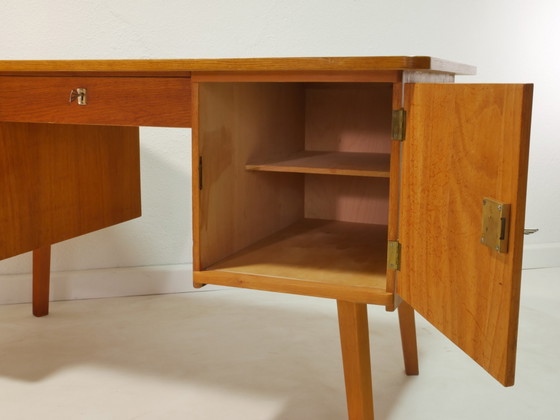 Image 1 of Vintage Schreibtisch, Arbeitstisch Büro, 60er Jahre