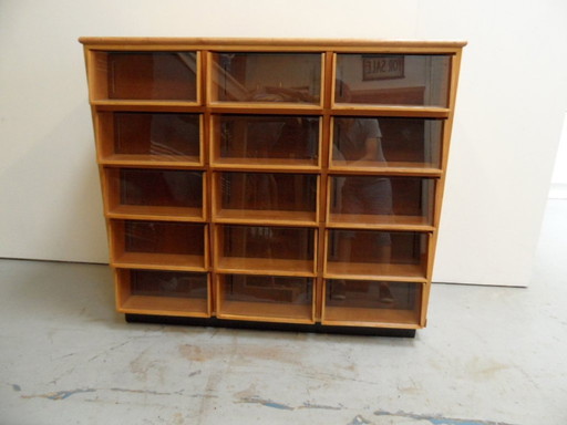 Vintage Kleiderschrank mit Schubladen 1960'S