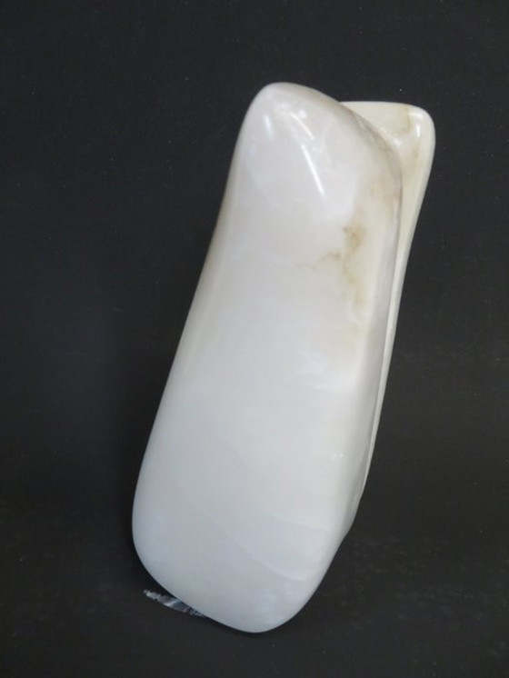 Image 1 of Backenzahnskulptur aus Marmor