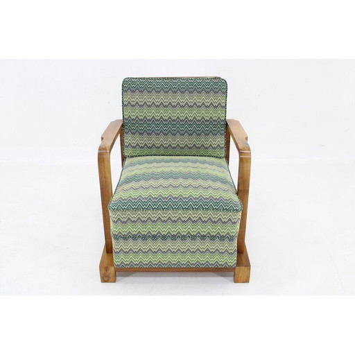 Vintage Art Deco Sessel aus massivem Nussbaum, Tschechoslowakei 1930