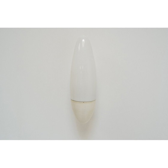 Image 1 of Klassische Wandleuchte aus Milchglas und Kunststoff, Tschechoslowakei 1970