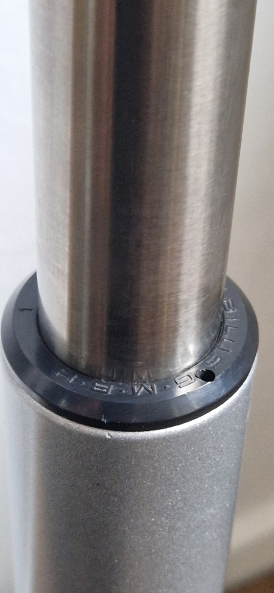 Image 1 of 2x Haworth Comforto Sitz-Stehstuhl ergonomische Hocker