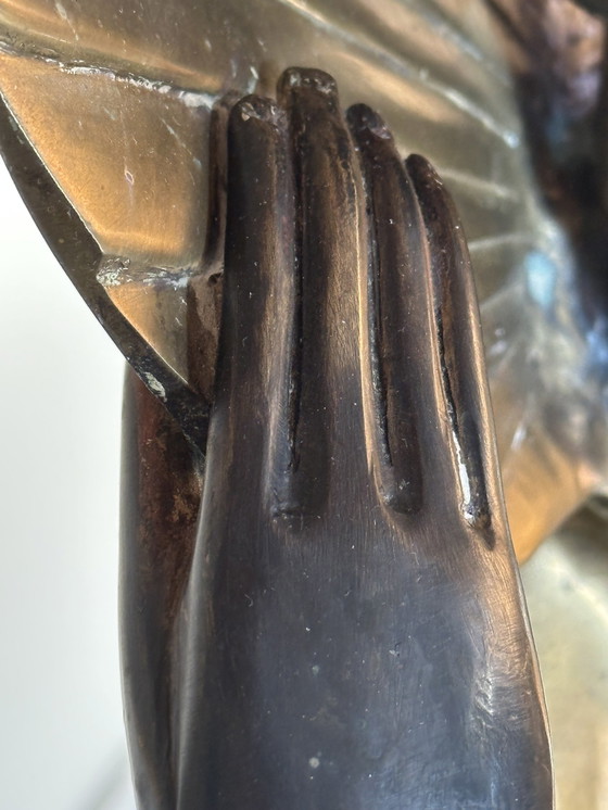 Image 1 of Elegante Bronzeskulptur im Art-Deco-Stil