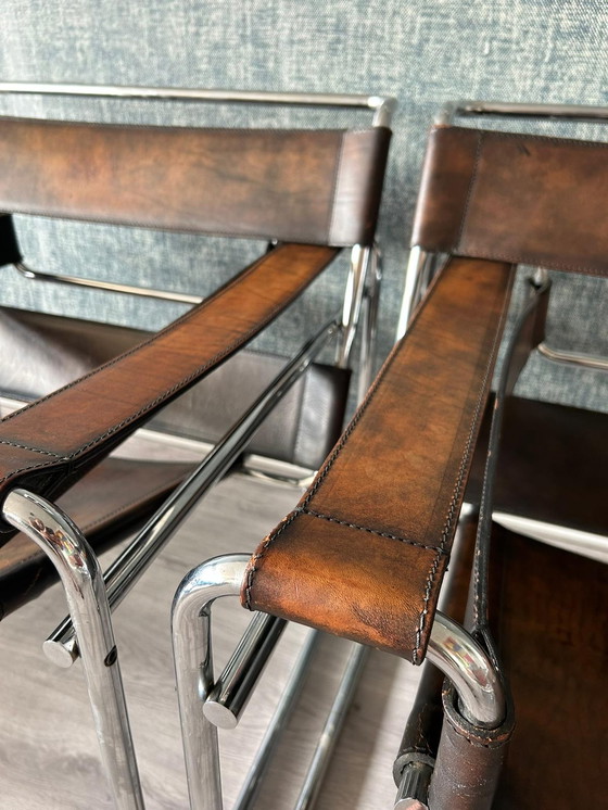 Image 1 of 2x Bononia/Gavina Wassily B3 Stühle von Marcel Breuer