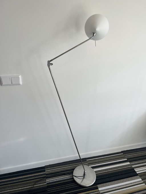 Pola Amstelveen Design-Stehleuchte