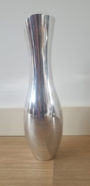 Nambé Karim Rashid Stryker Vase