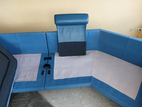 Image 1 of Frighetto Große blaue Velours-Elemente Ecksofa