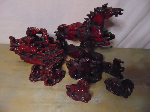 6 Polyresin-Pferdefiguren