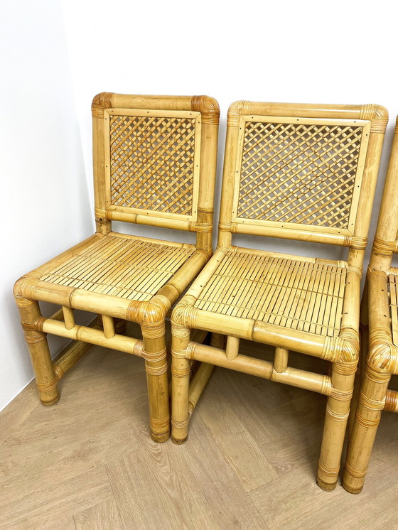 Image 1 of Bambus Essecke mit Esstisch und vier Stühlen