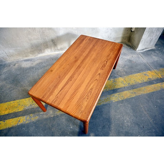 Image 1 of Vintage Couchtisch aus massivem Teakholz von Niels Bach, Dänemark 1970