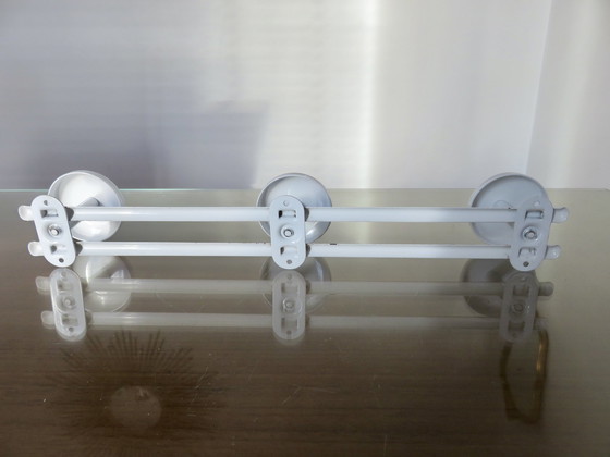 Image 1 of Wandgarderobe aus weiß lackiertem Metall