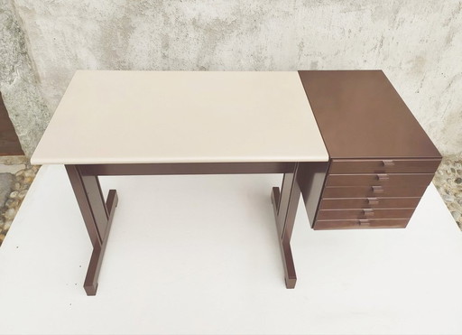 Ettore Sottsass Kleiner Schreibtisch für Olivetti Synthesis