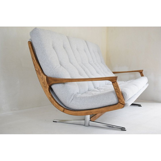Image 1 of Vintage skandinavisches Sofa mit hellgrauem Stoff 1960er Jahre