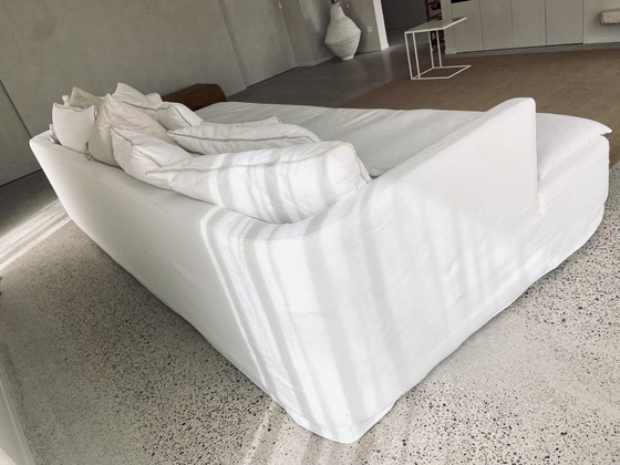 Image 1 of Renaissance-Sofa XL