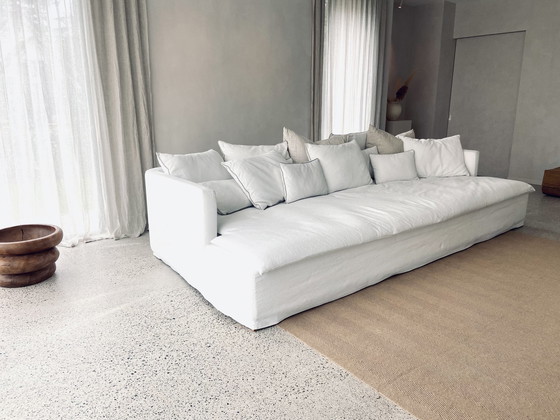 Image 1 of Renaissance-Sofa XL