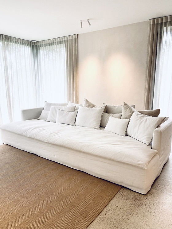 Image 1 of Renaissance-Sofa XL