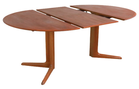 Image 1 of Runder Esstisch im dänischen Design, 2x ausziehbar