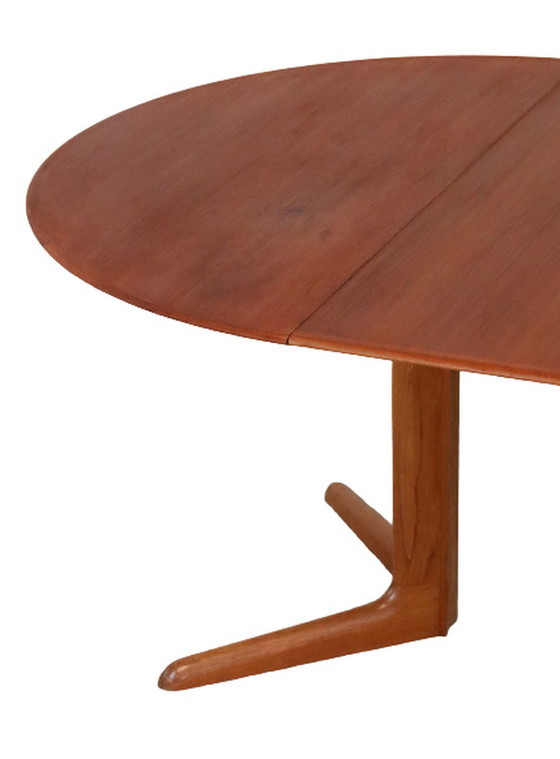 Image 1 of Runder Esstisch im dänischen Design, 2x ausziehbar