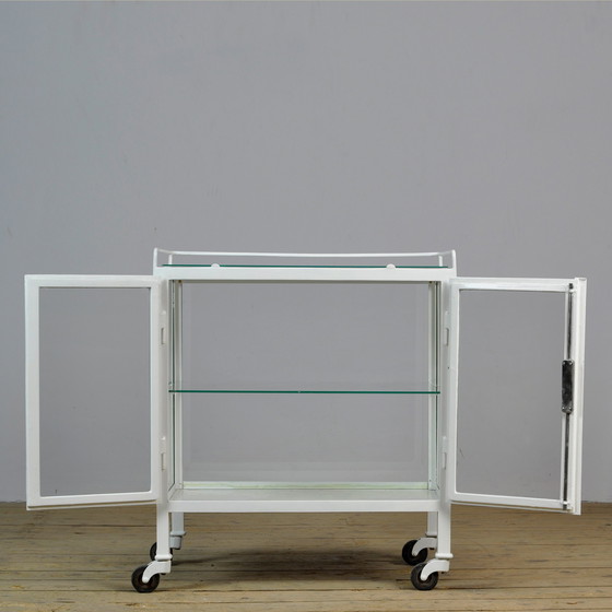 Image 1 of Krankenwagen, 1930er Jahre