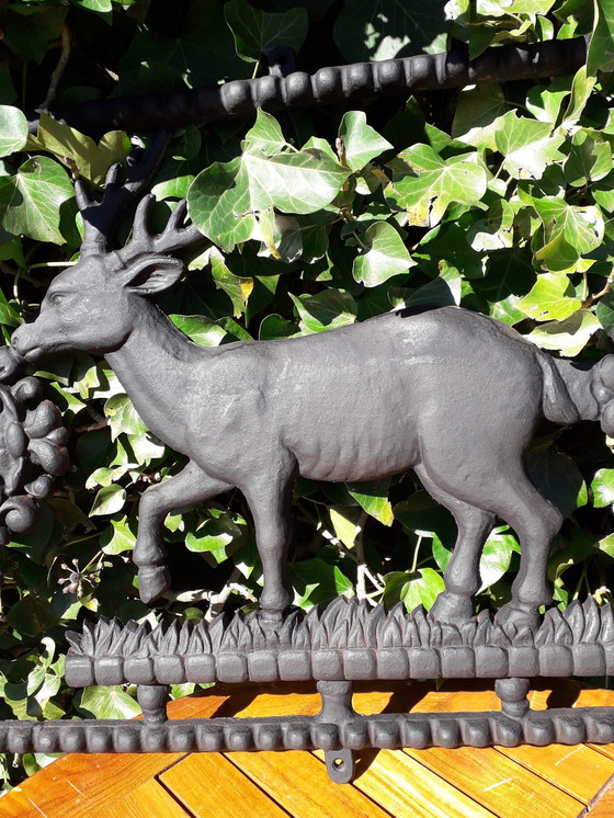 Image 1 of Gusseisen Wanddekoration Rotwild 66 cm breit