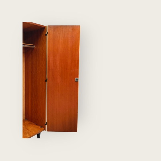 Image 1 of Mid Century Kleiderschrank