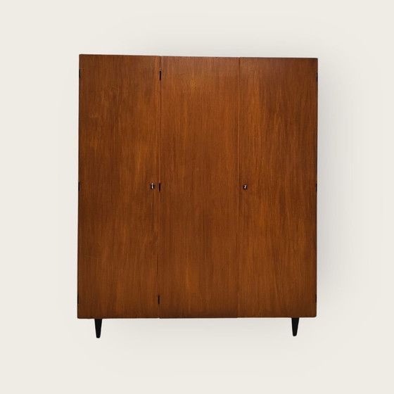 Image 1 of Mid Century Kleiderschrank