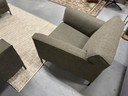 Design auf Stock Bloq Sessel Milton Olive