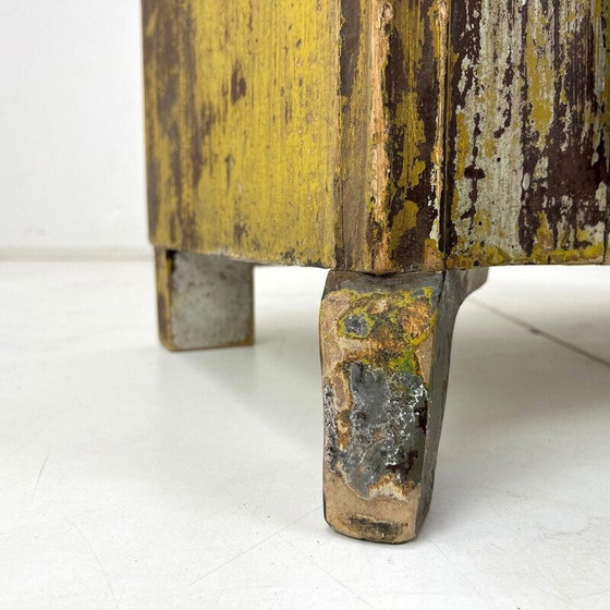 Image 1 of Mid Century Europäischer Lebensmittelschrank