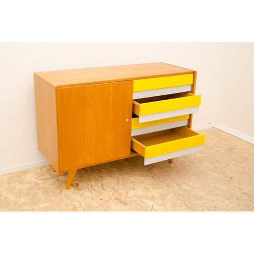 Vintage Kommode Modell U-458 aus Buchenholz und Sperrholz von Jiri Jiroutek für Interier Praha, Tschechoslowakei 1960