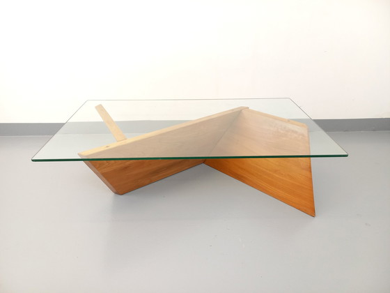 Image 1 of Vintage rechteckiger Couchtisch aus massiver Ulme und Glas aus den 1980er Jahren