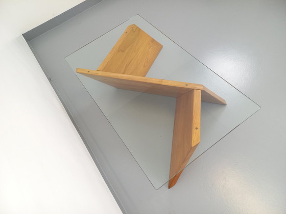 Image 1 of Vintage rechteckiger Couchtisch aus massiver Ulme und Glas aus den 1980er Jahren