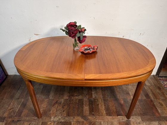 Image 1 of Ausziehbarer Esstisch aus Teakholz im Retro Vintage aus der Mid century