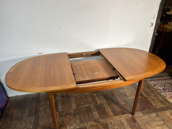 Image 1 of Ausziehbarer Esstisch aus Teakholz im Retro Vintage aus der Mid century