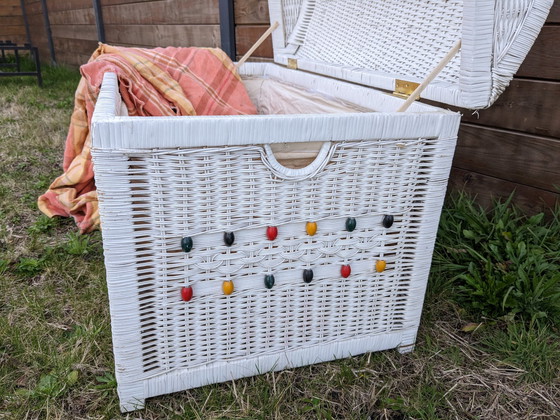 Image 1 of Große Truhe aus Weide Vintage Shabby Chic