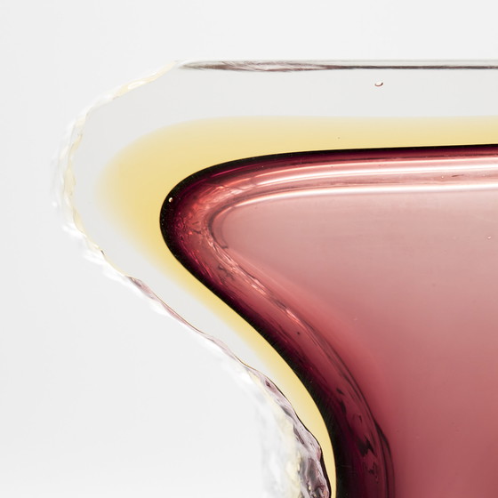 Image 1 of Brutalistische Alessandro Mandruzzato Murano Glas Sommerso Vase 60s Wein-Rot & Gelb