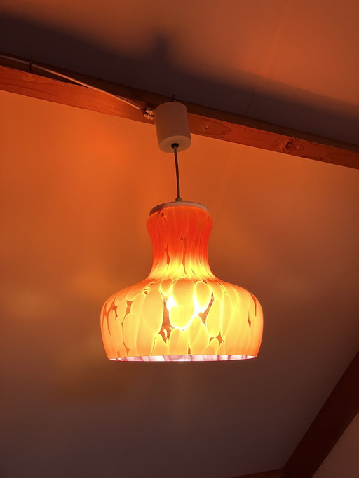 Vintage Orange/Rot Opalin und Glas Pendelleuchte 60er/70er Jahre