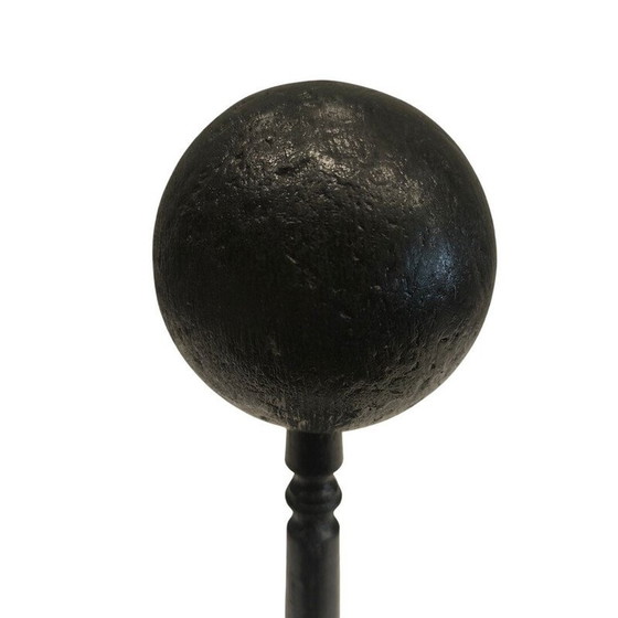 Image 1 of Gedrechselter und geschwärzter Holzhutsockel, Frankreich