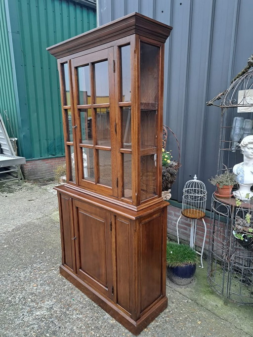 Klassischer englischer Vitrinenschrank, Porzellanschrank, Buffetschrank, Bücherregal Maße: 110x41cm und 219cm hoch