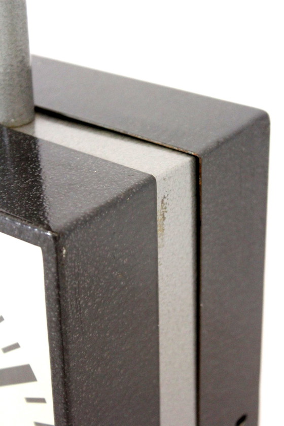 Image 1 of Große doppelseitige Eisenbahnuhr von Pragotron, 1980er Jahre