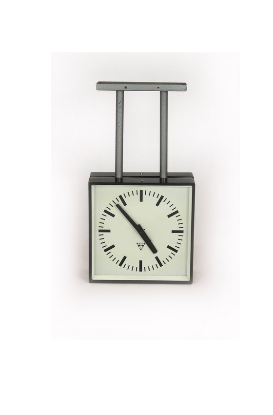 Image 1 of Große doppelseitige Eisenbahnuhr von Pragotron, 1980er Jahre