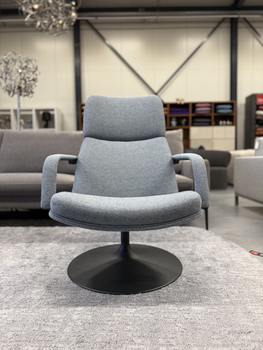 Artifort F156 Sessel Aa Stoff