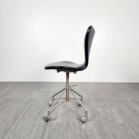 Image 1 of Erstausgabe Arne Jacobsen, Fritz Hansen Bürostuhl Modell 3117